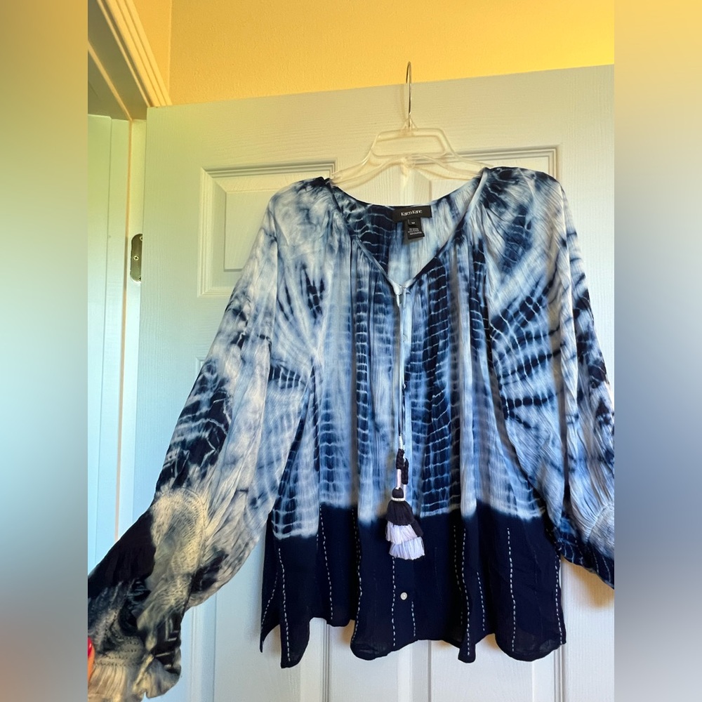 Karen Kane Blue Tie-Dye Blouse
